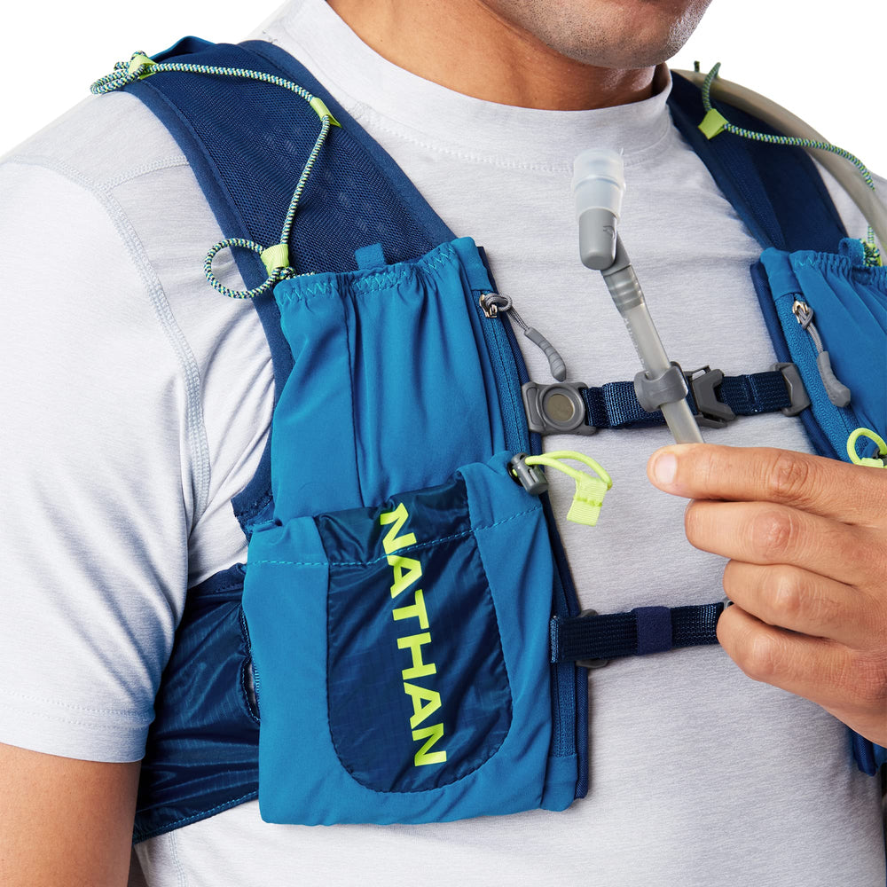 Nathan Vapor Air 3.0 front pocket with phone and gels for easy access benefit