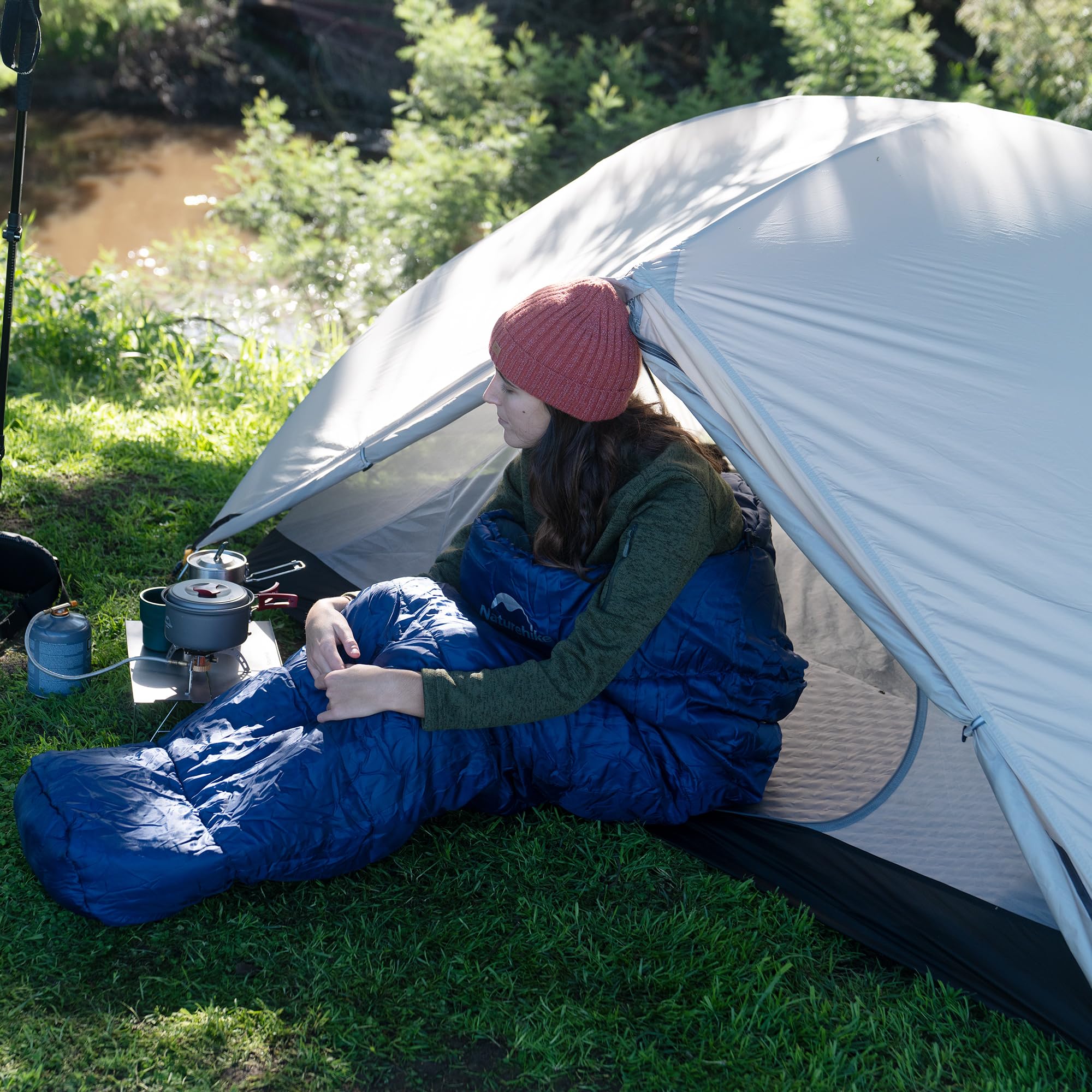 Naturehike soft 190T pongee lining detail for skin-friendly comfort