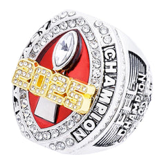 noblehead ring top stone closeup showing clear stones that enhance photographic sparkle