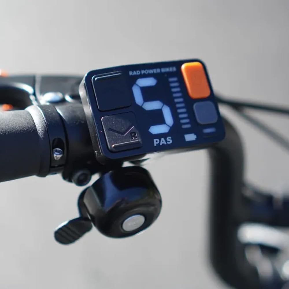 NULKOMMA close-up of LCD texture and ABS housing for durable visibility benefit