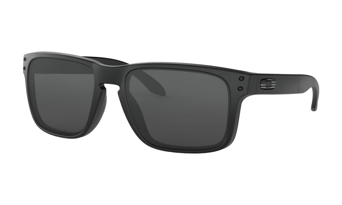 Oakley Holbrook front view showing frame shape and style benefit clarity