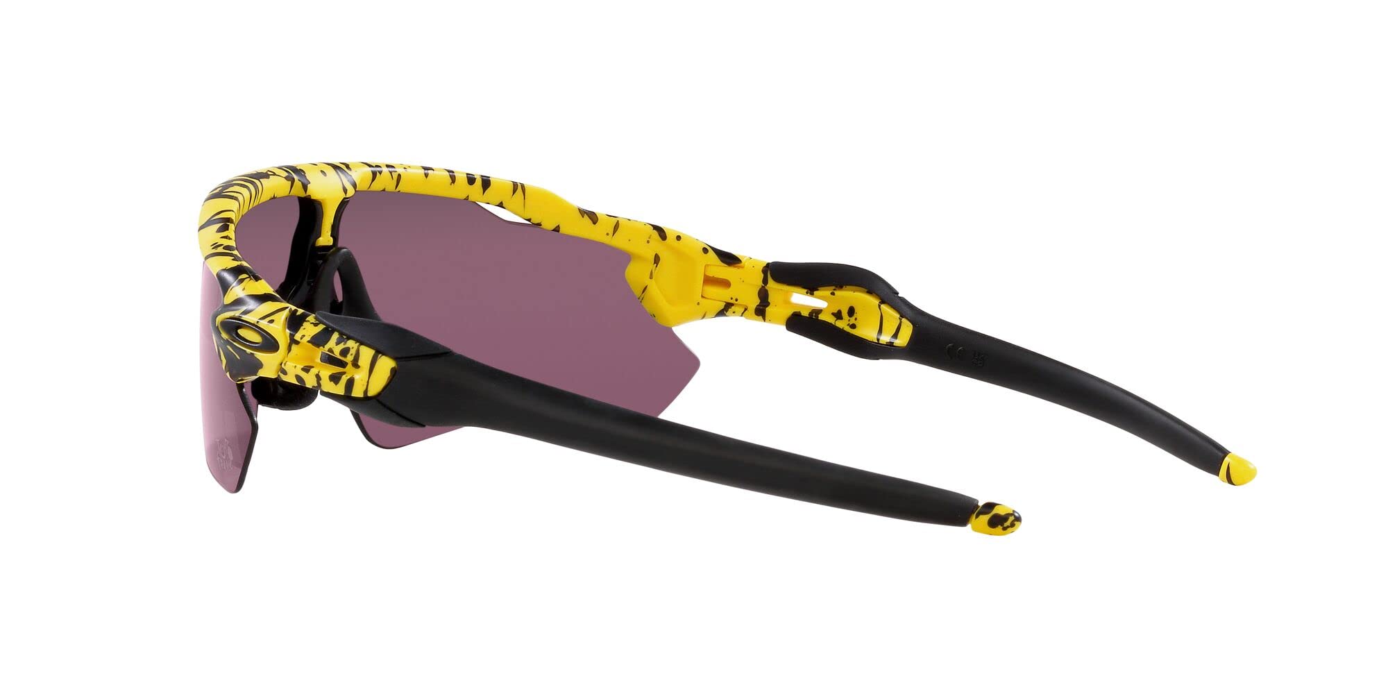 Oakley unobtanium nosepad and earsock detail improving grip when sweating