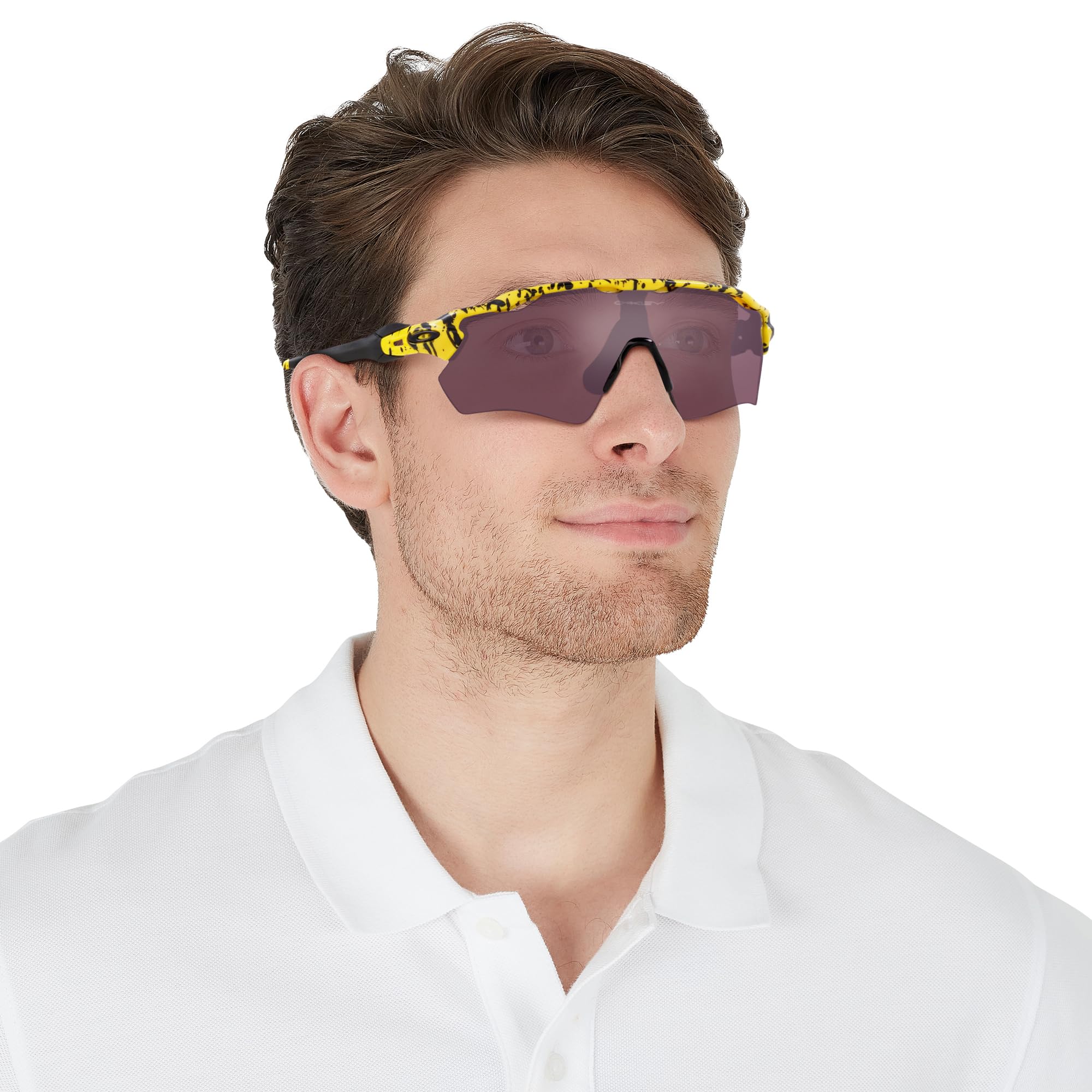 Oakley packaging and sport case displaying protection for travel and storage