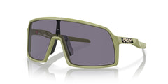 Oakley Sutro S close-up of Prizm Grey lens highlighting clarity and glare reduction