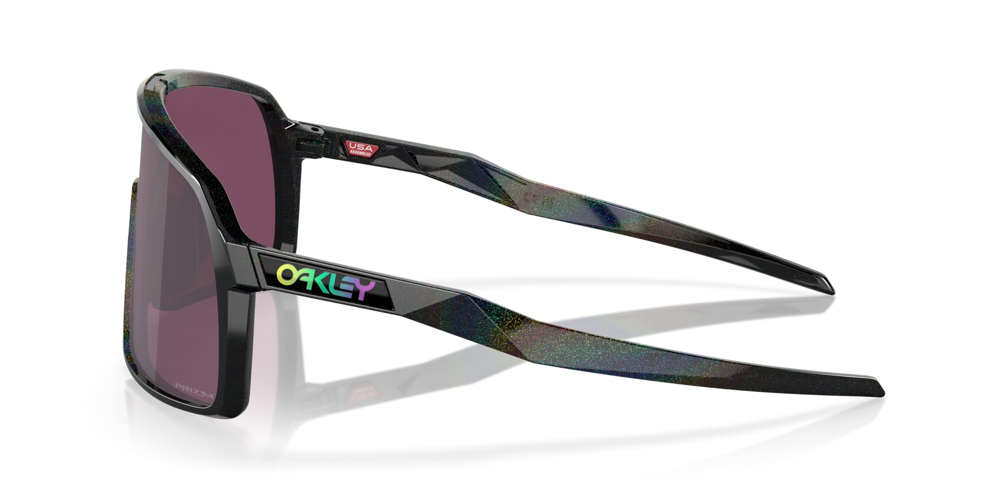 Oakley Sutro temple detail with O‑Matter frame highlighting durable lightweight benefit