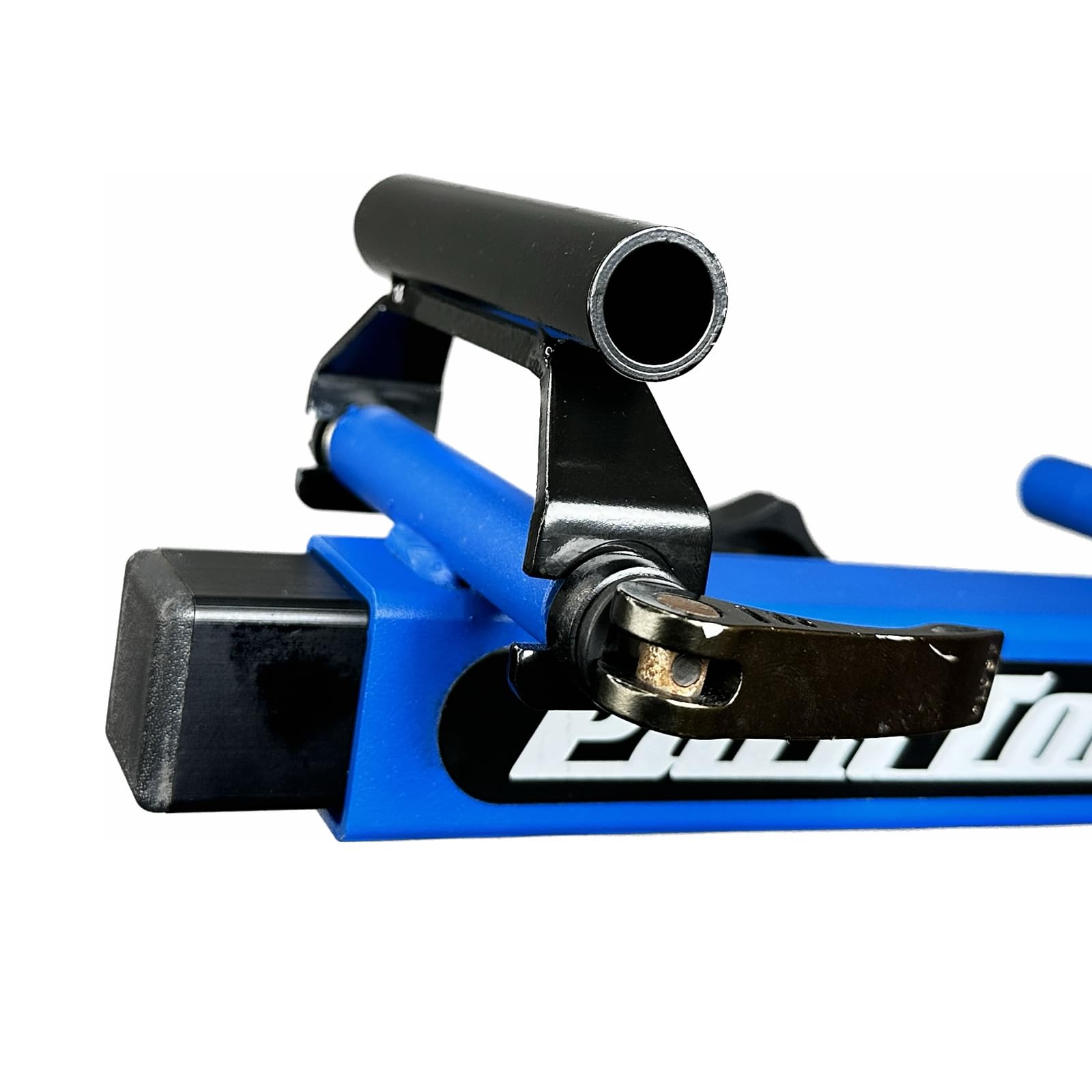 ODIER size comparison in hand illustrating correct axle selection