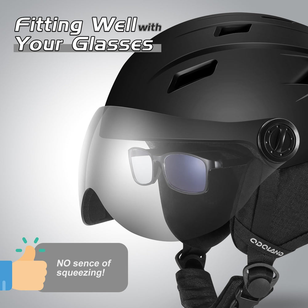 Odoland close-up of visor closed highlighting anti-fog benefit
