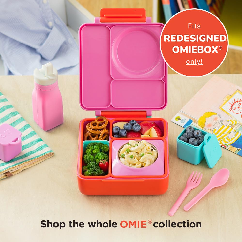 Omie bottle in packed lunch scene illustrating convenience for school