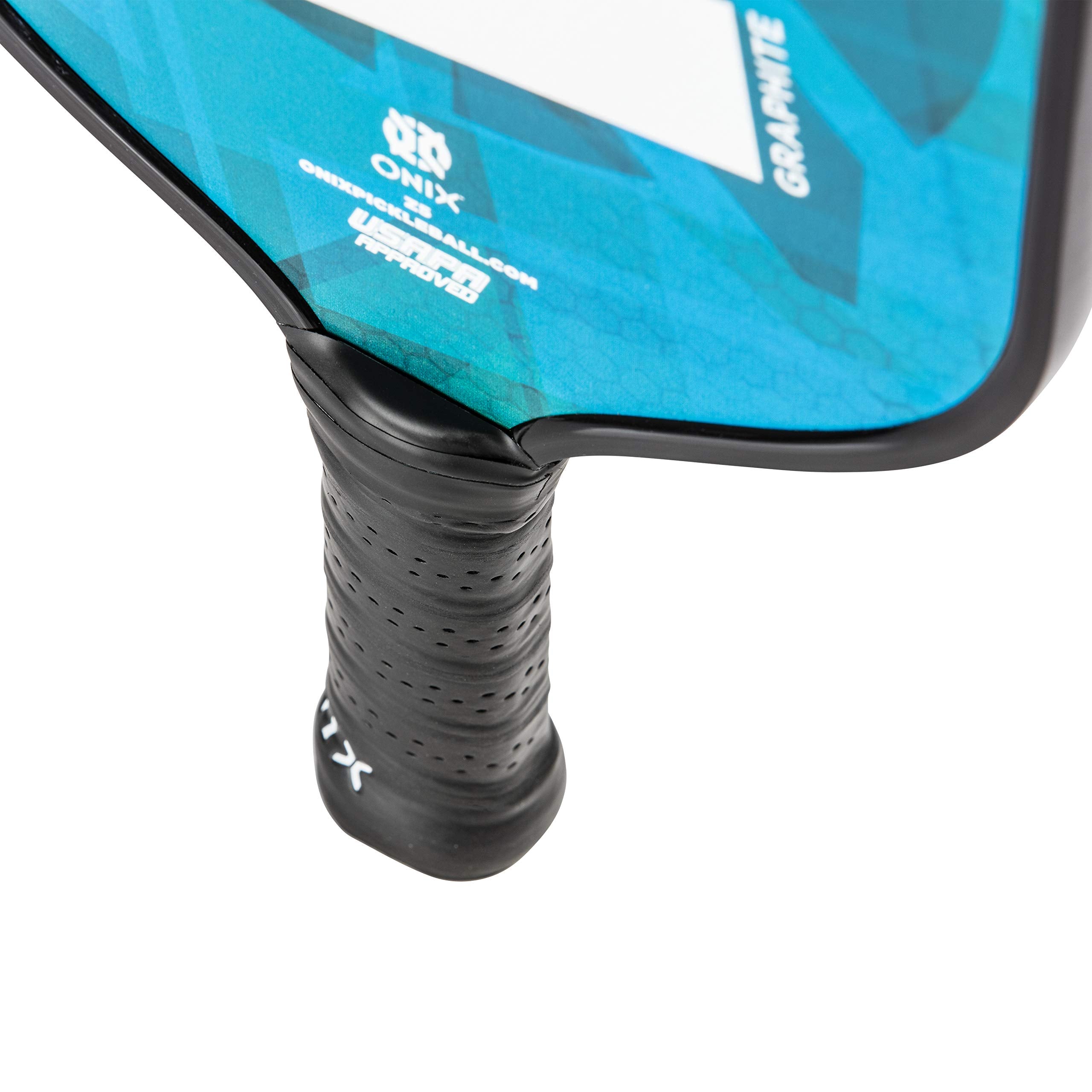 Onix Z5 cushion grip in hand demonstrating comfort and secure handling