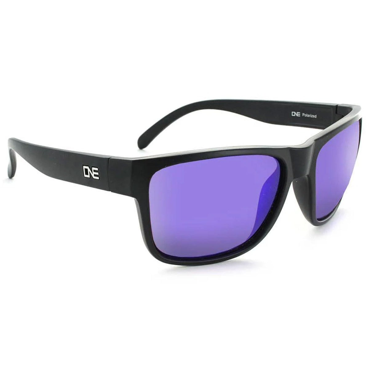 Optic Nerve Kingfish front view showing sleek wraparound frame and protection