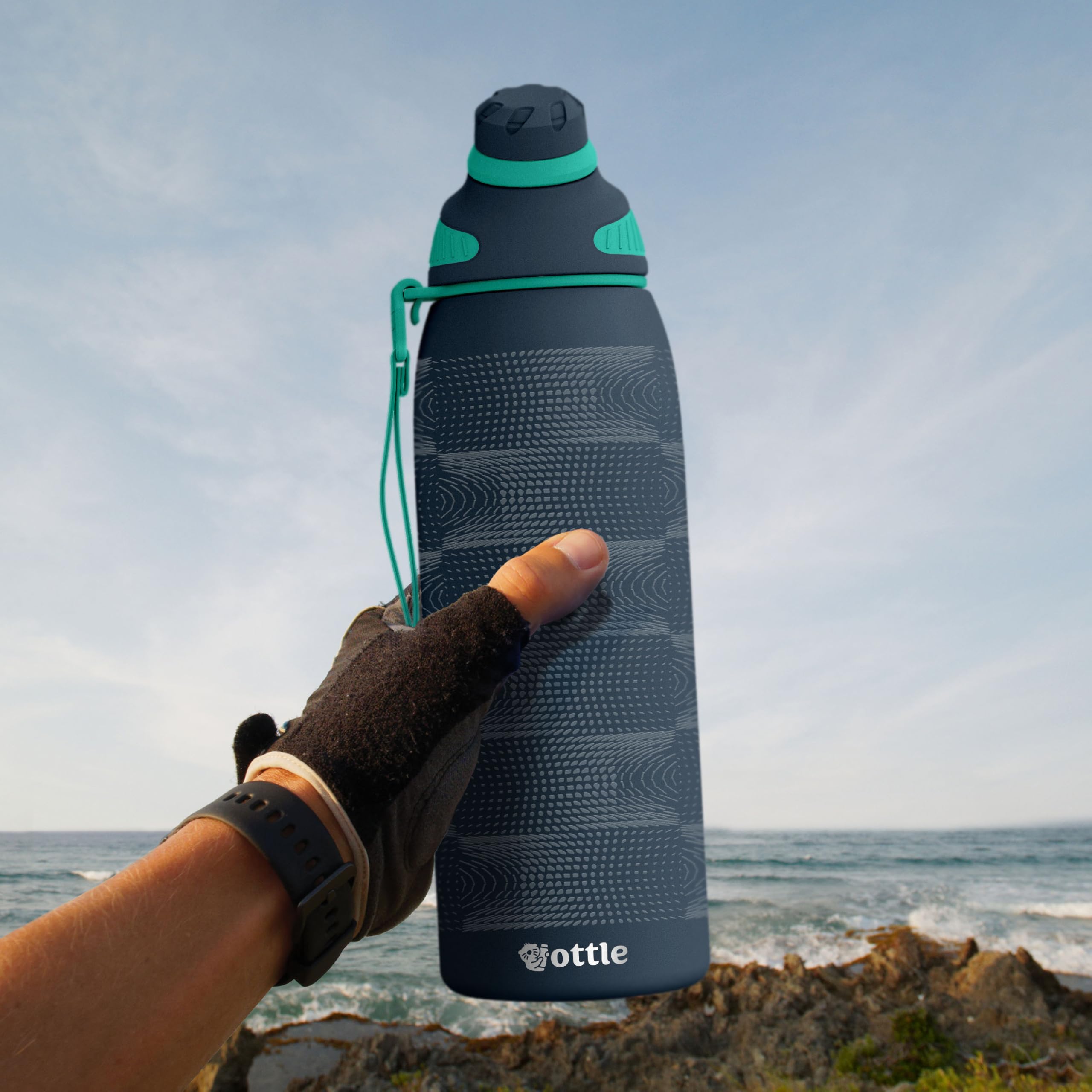 Ottle Reef Roamer silicone coaster on base, protects surfaces and prevents slipping