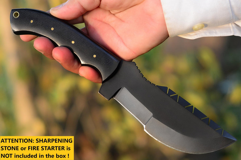 Ottoza tracker batoning demo showing robust blade performance for splitting