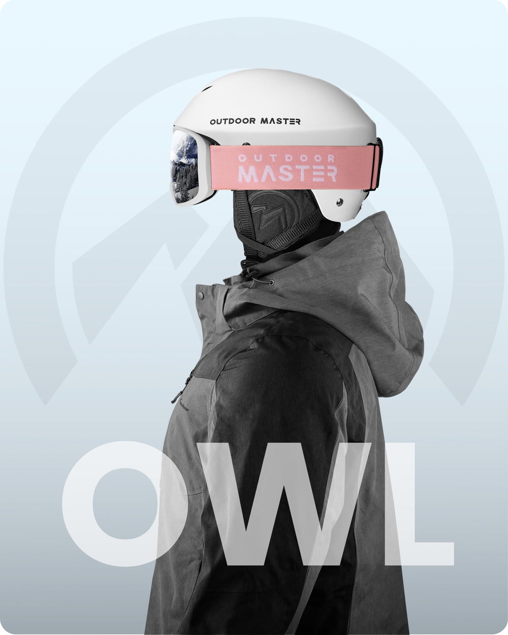 OutdoorMaster Owl with carrying pouch and manual showing travel-ready convenience