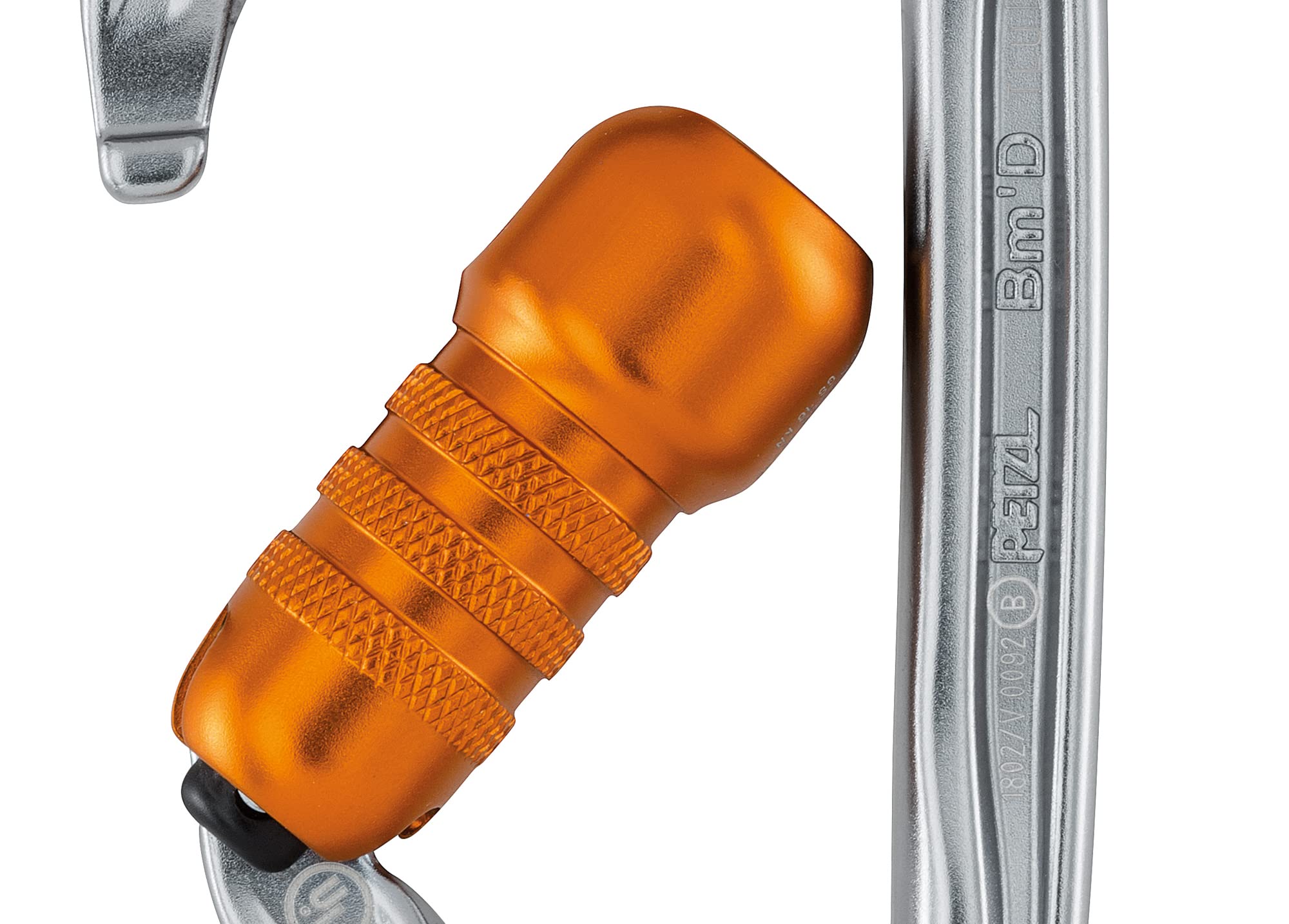 Petzl Bm'D connected to a descender illustrating safe device coupling