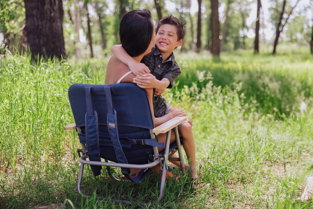 PICNIC TIME close-up of real wood armrest showing smooth finish and sturdy support benefit