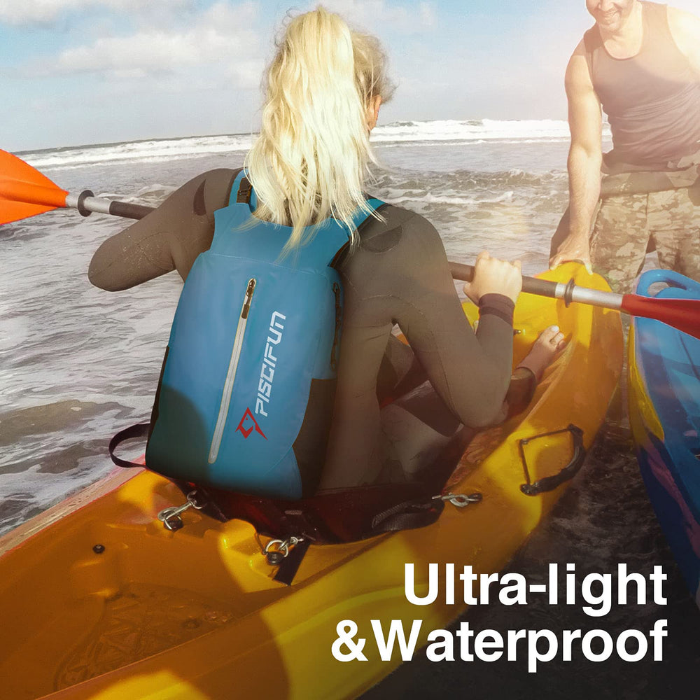 Piscifun bag beside water bottle showing 20L scale and packing capacity
