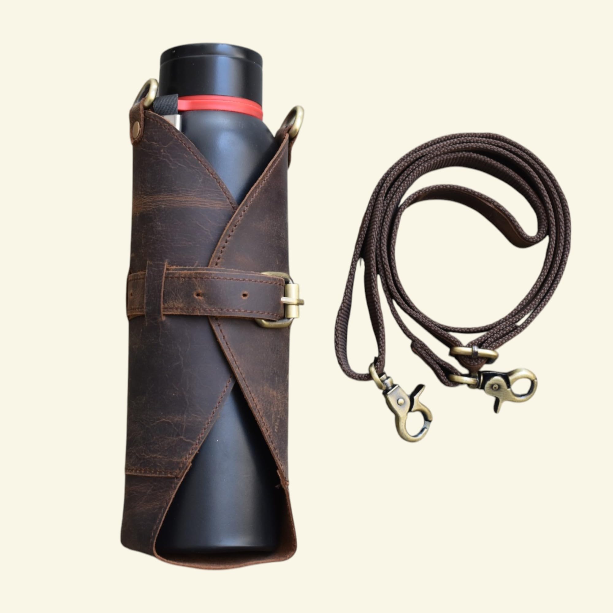 PL PEARL LEATHER strap adjustment detail showing buckle and length customization benefit