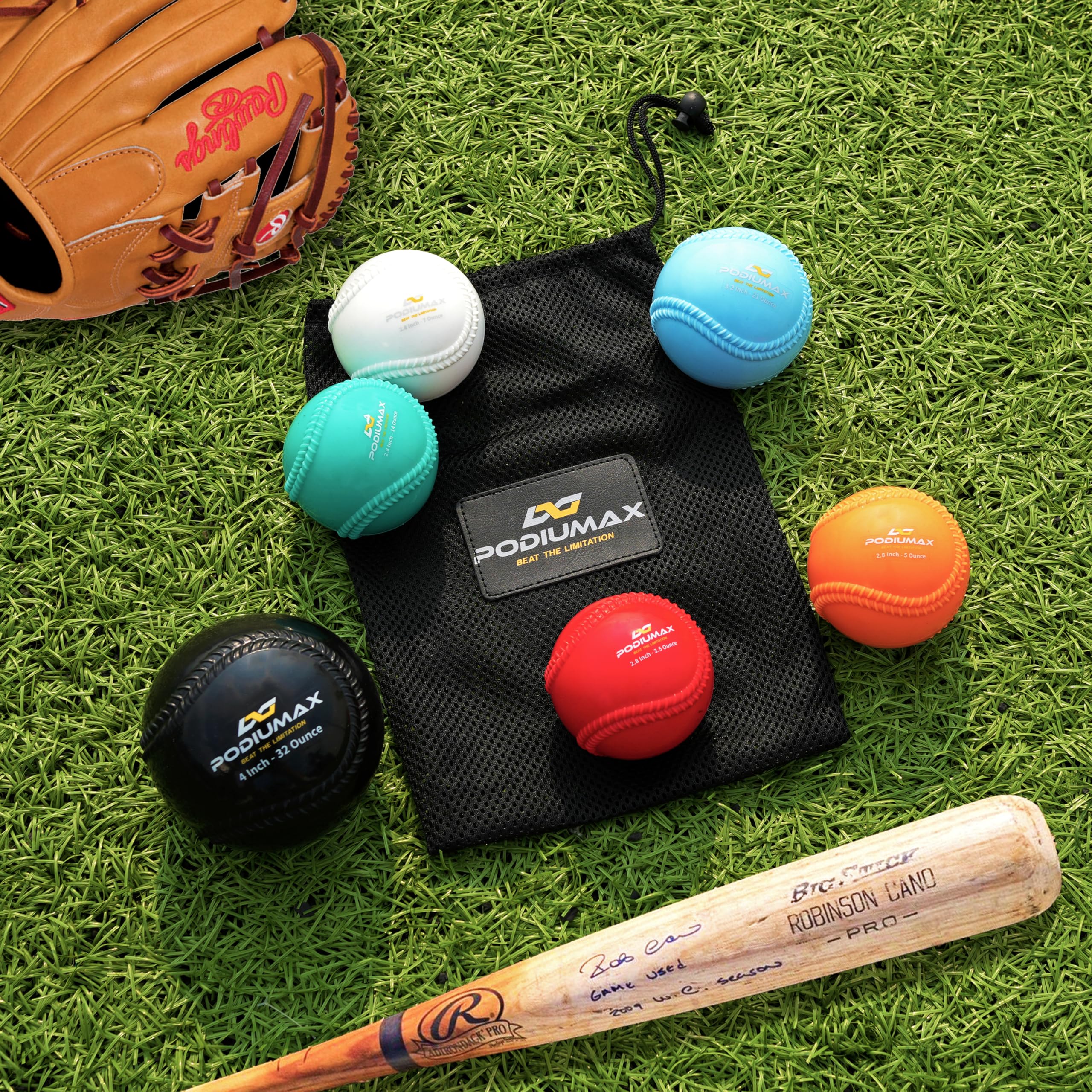 PodiuMax carrying bag contents with all six balls organized for easy transport