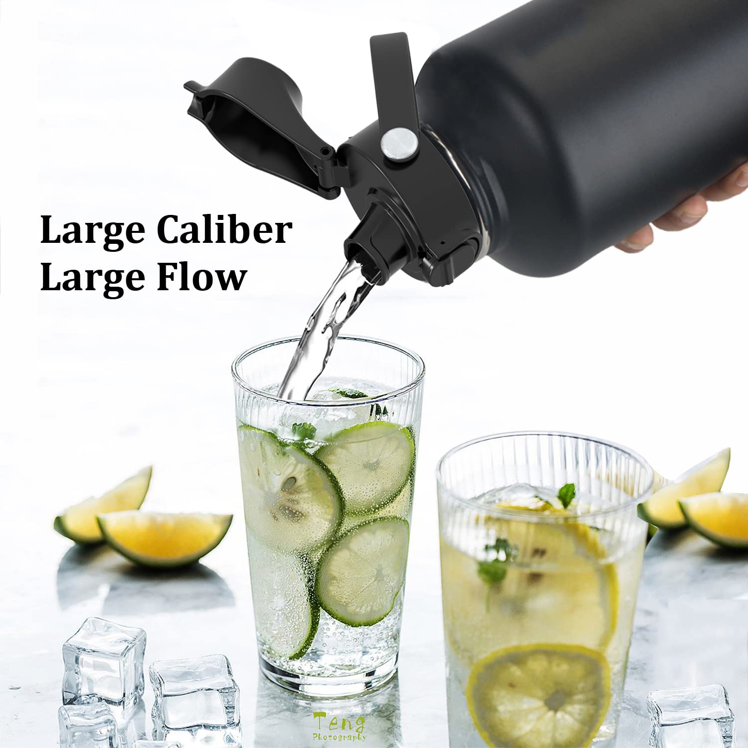 POYAKU in hand scale shot showing 32oz size and comfortable carry