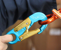 ProClimb captive eye detail keeping slings aligned and reducing twist for reliable rigging