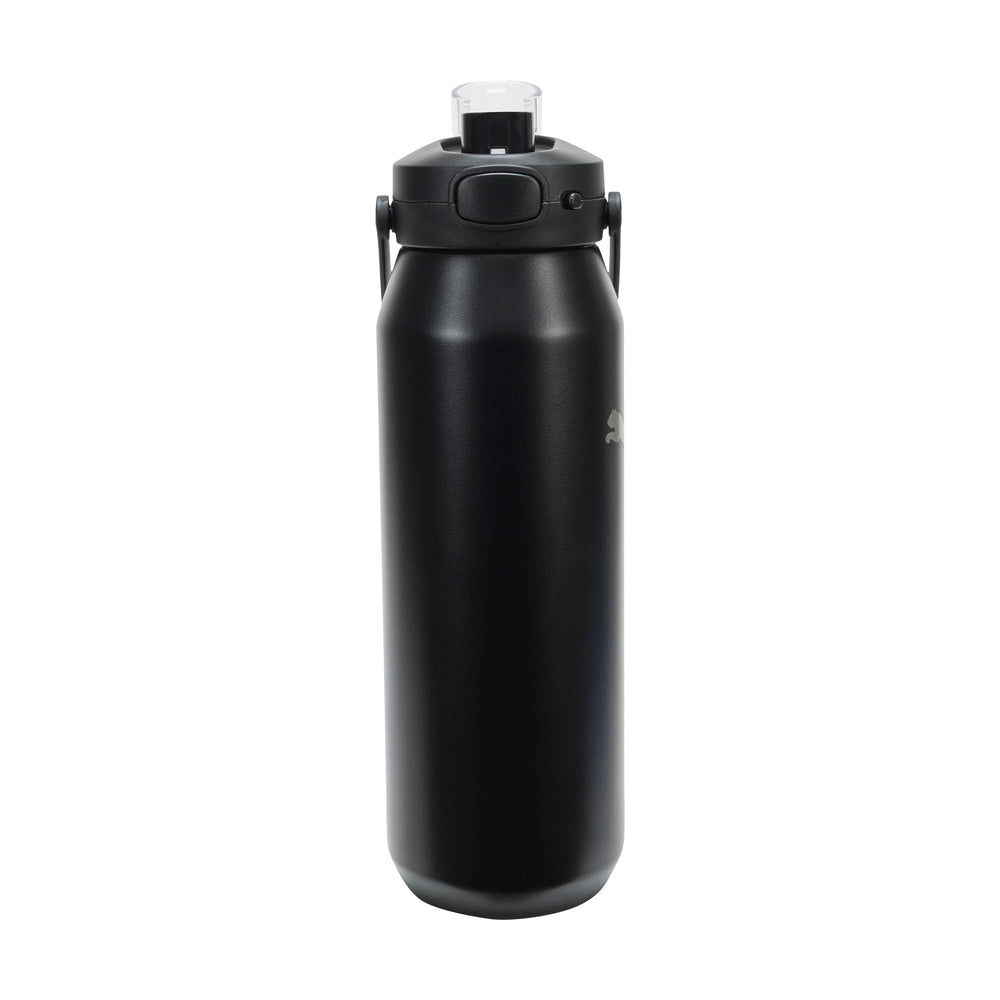 PUMA bottle in use at gym, insulated bottle keeps workouts hydrated