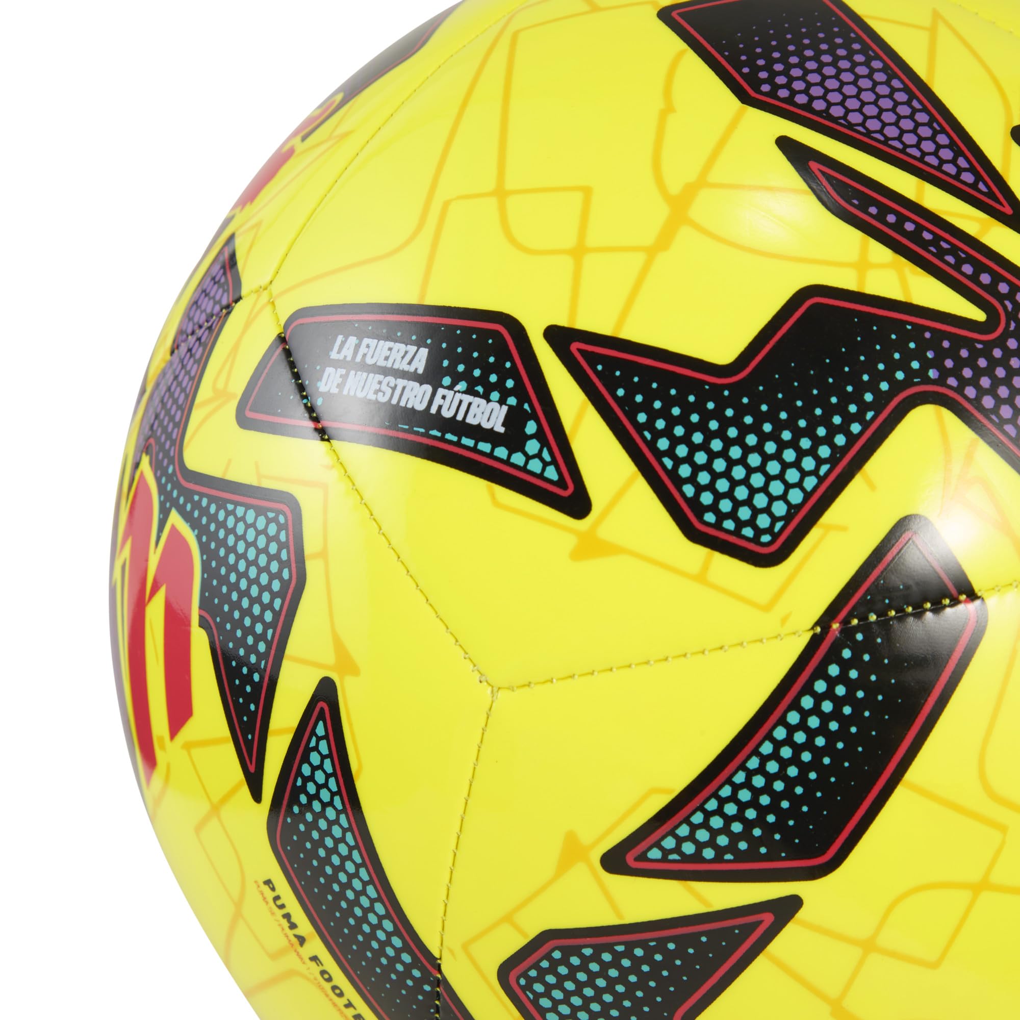 PUMA Orbita LaLiga in use during training demonstrating stable flight and durability