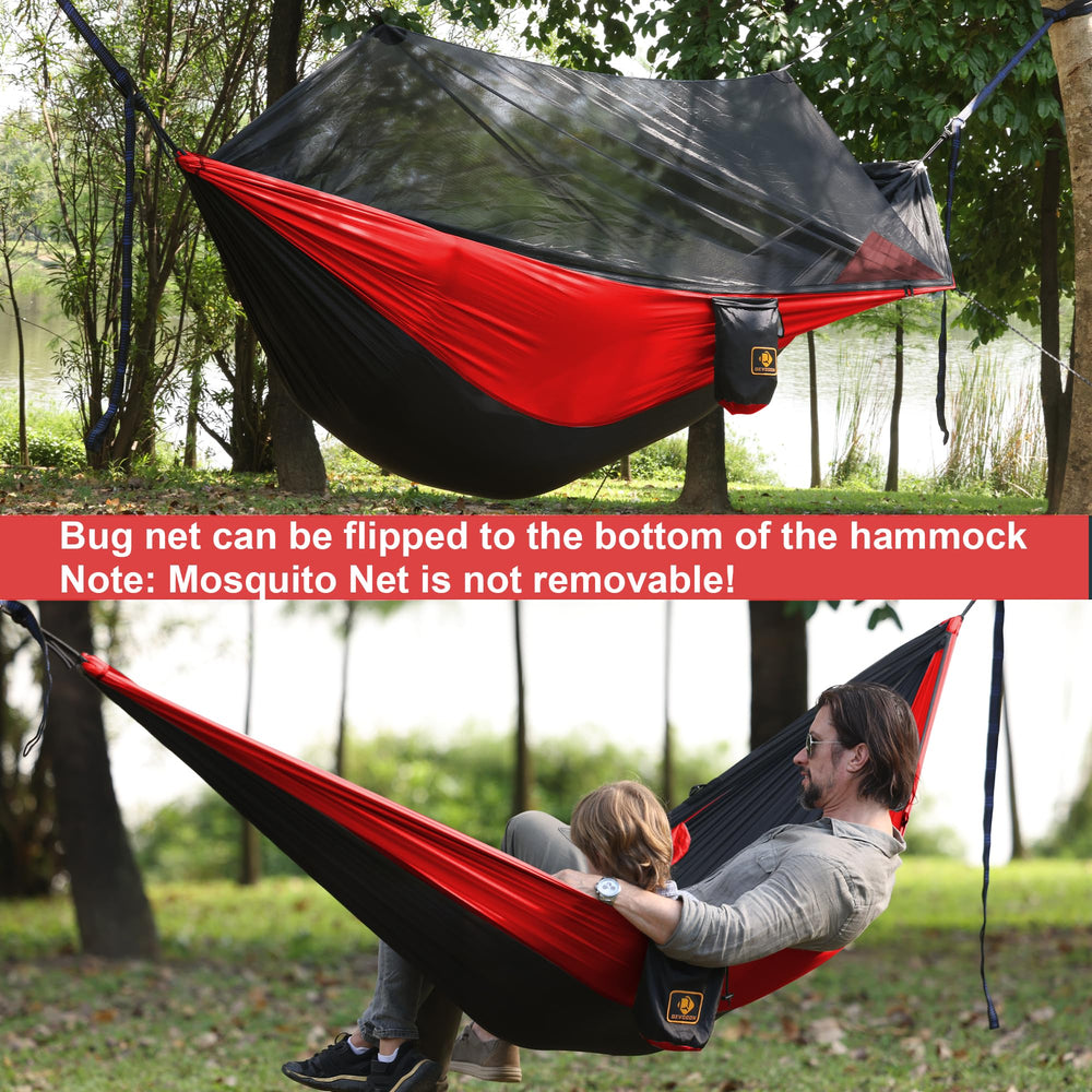 Qevooon detailed shot of parachute nylon and triple stitching for durable support