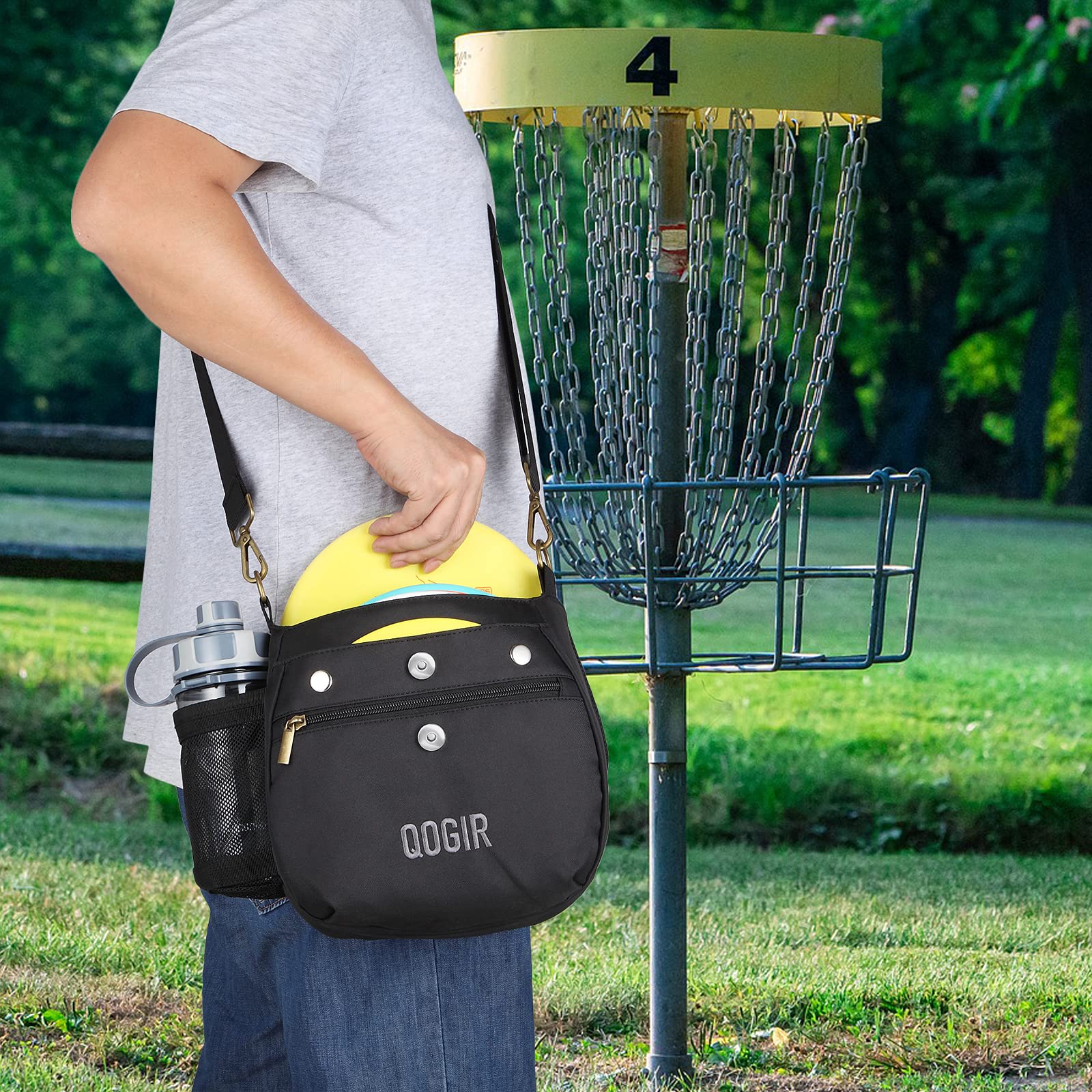 QOGIR player wearing bag showing comfortable on-course mobility benefit