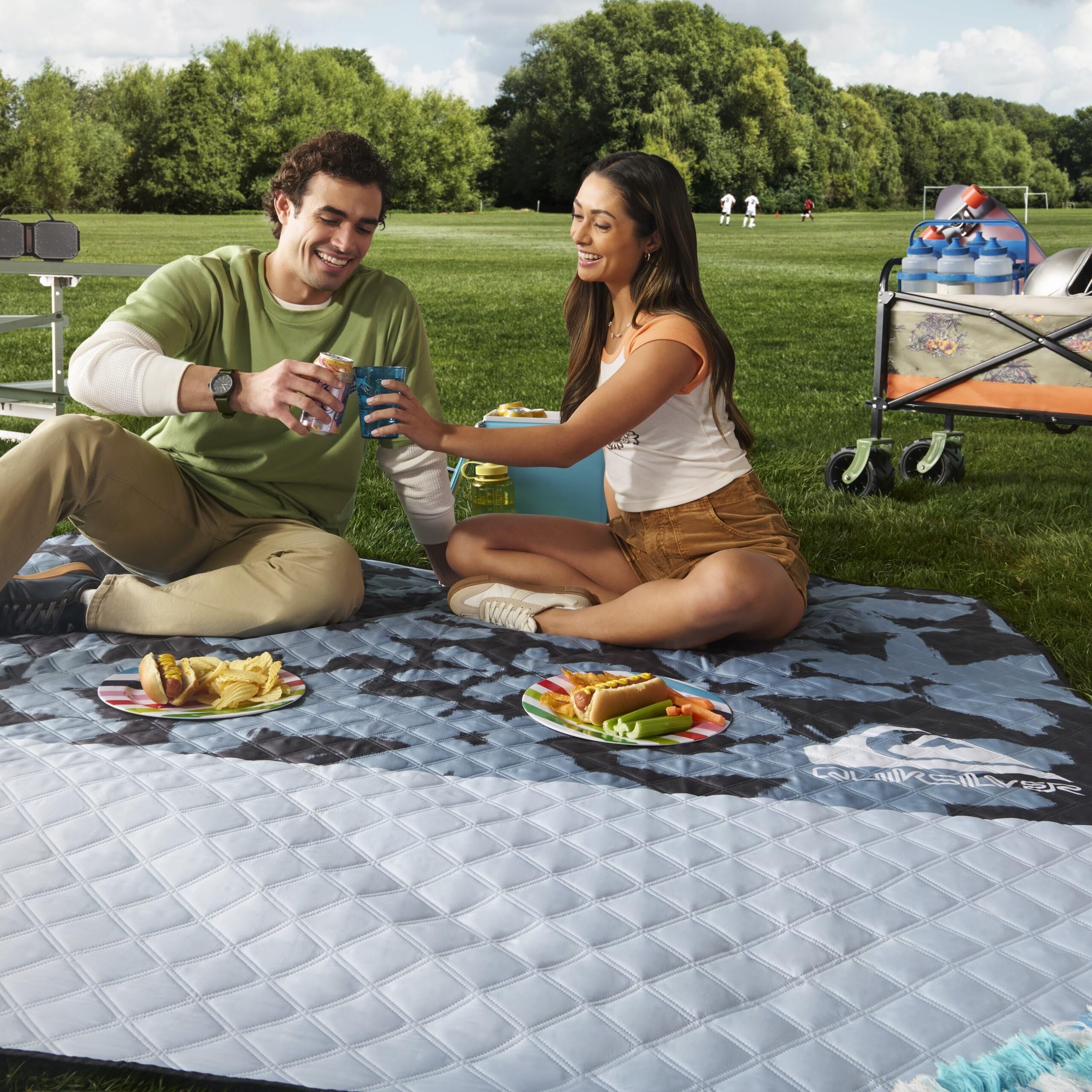 Quiksilver close-up of quilted top for soft comfort on uneven ground