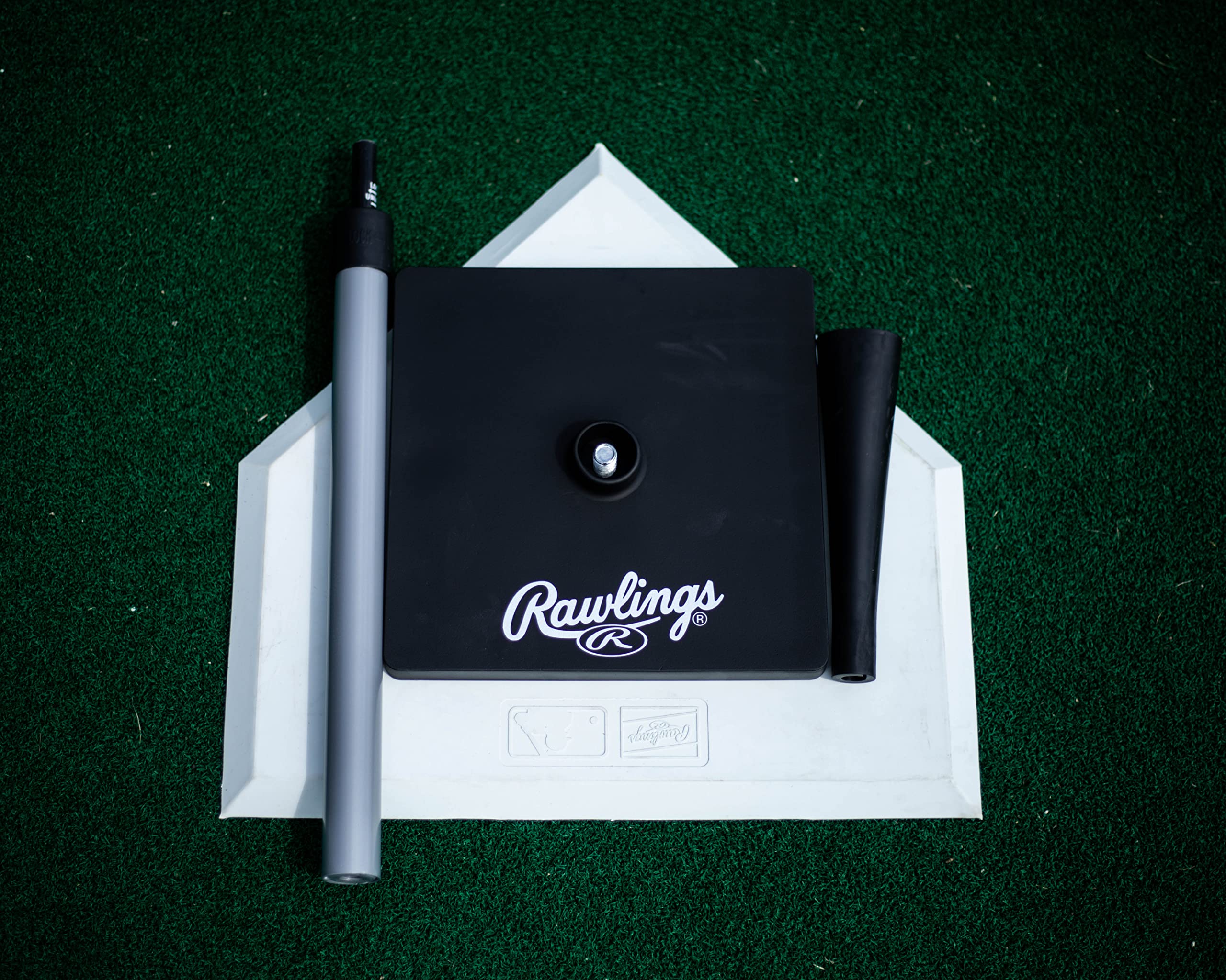 Rawlings pro model height adjustment close-up demonstrating 21 to 36 inch range for versatility