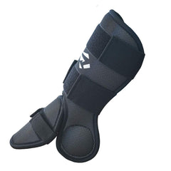 Rawxy strap and closure detail displaying adjustable elastic straps for a snug fit