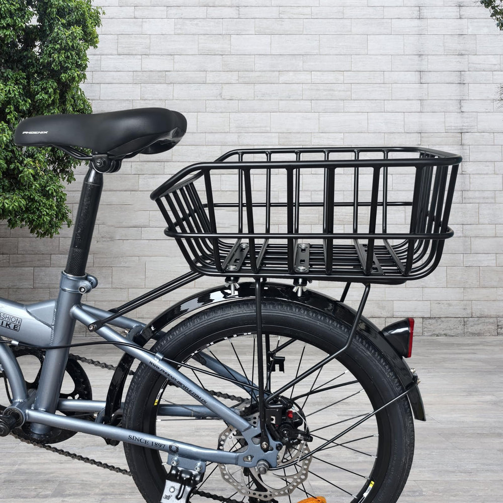 RAYMACE mounted on e‑bike rear rack illustrating universal fit and secure attachment for compatibility