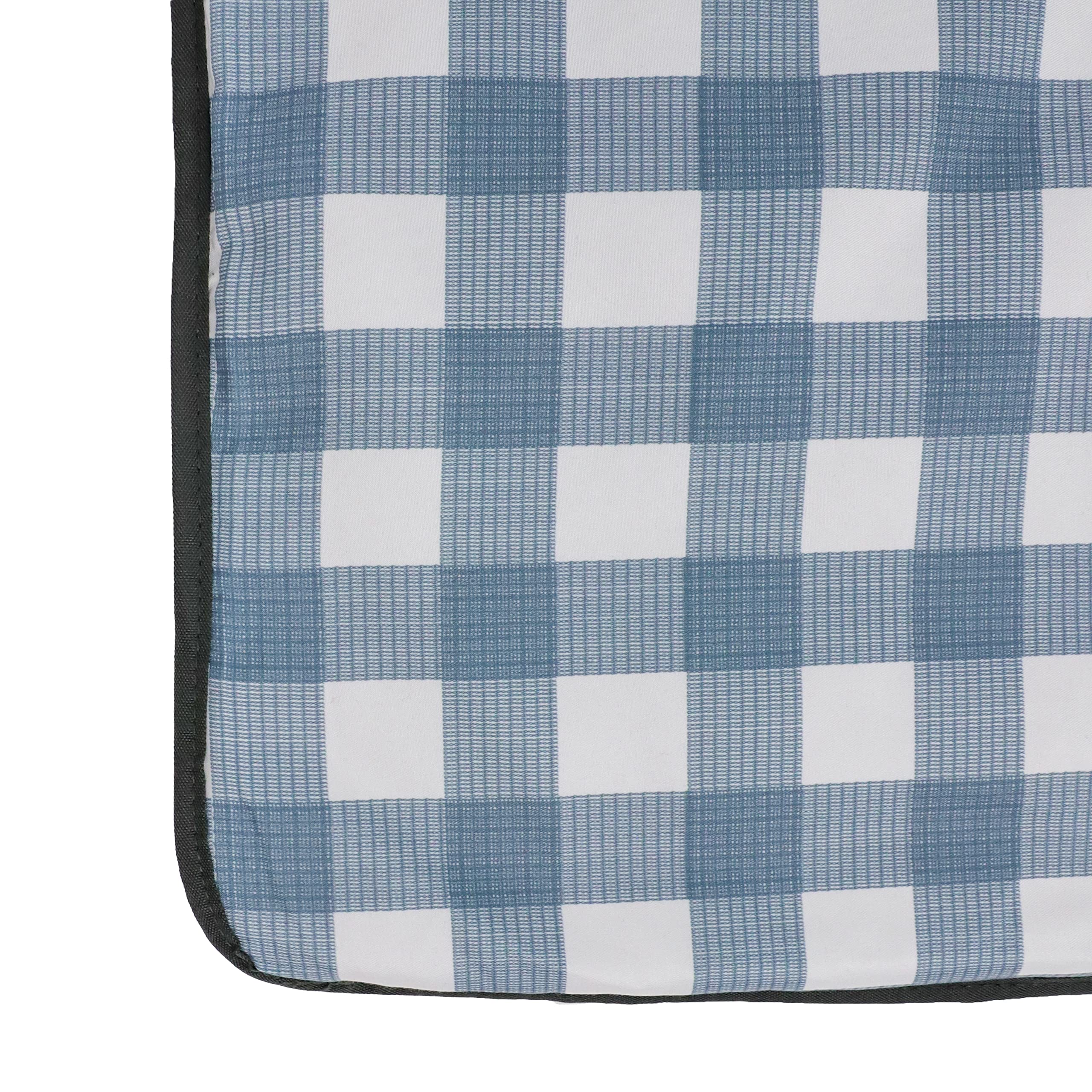 RED ROVR shoulder strap detail for easy hands-free carrying