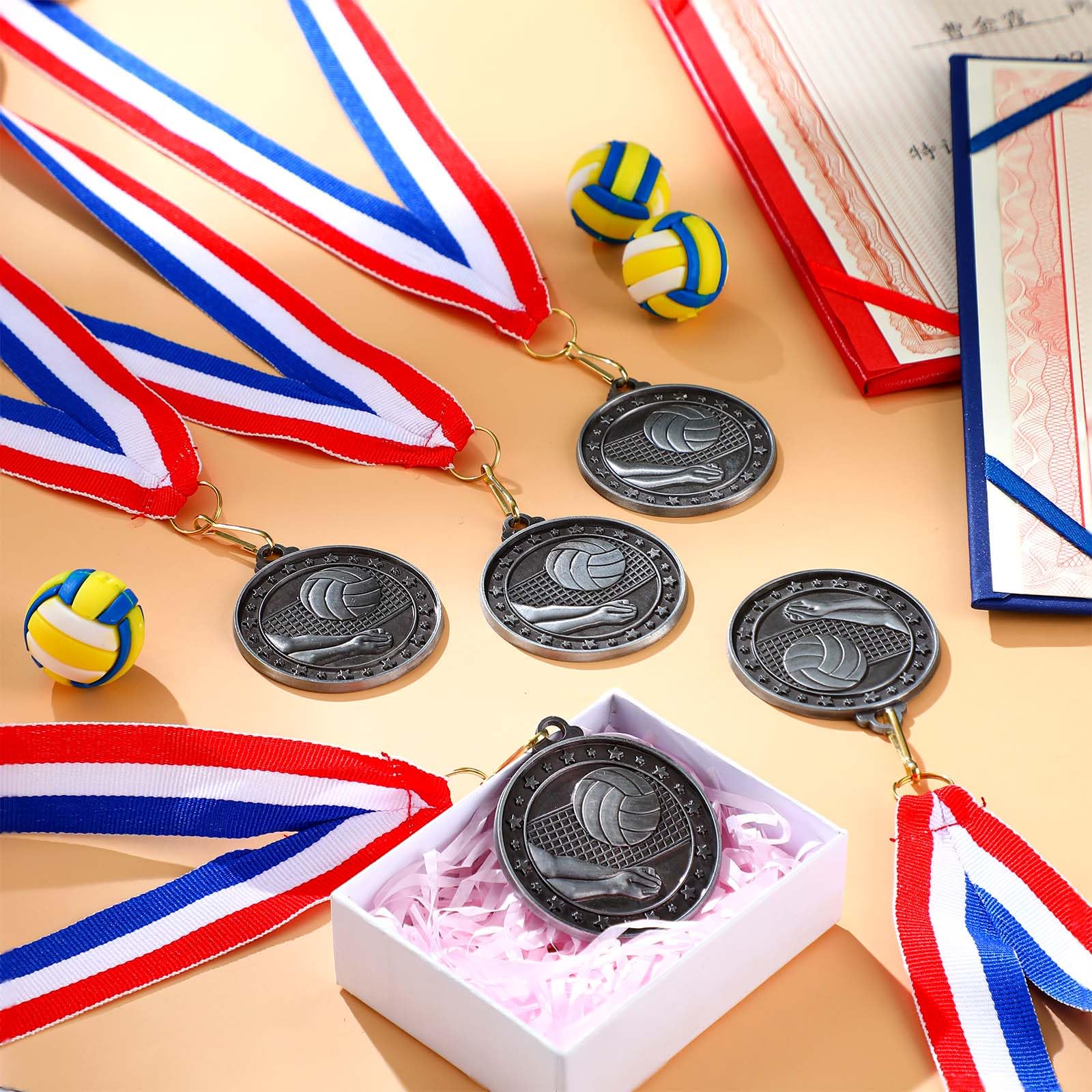 Remuuly medal worn on neck during award ceremony showing comfortable fit
