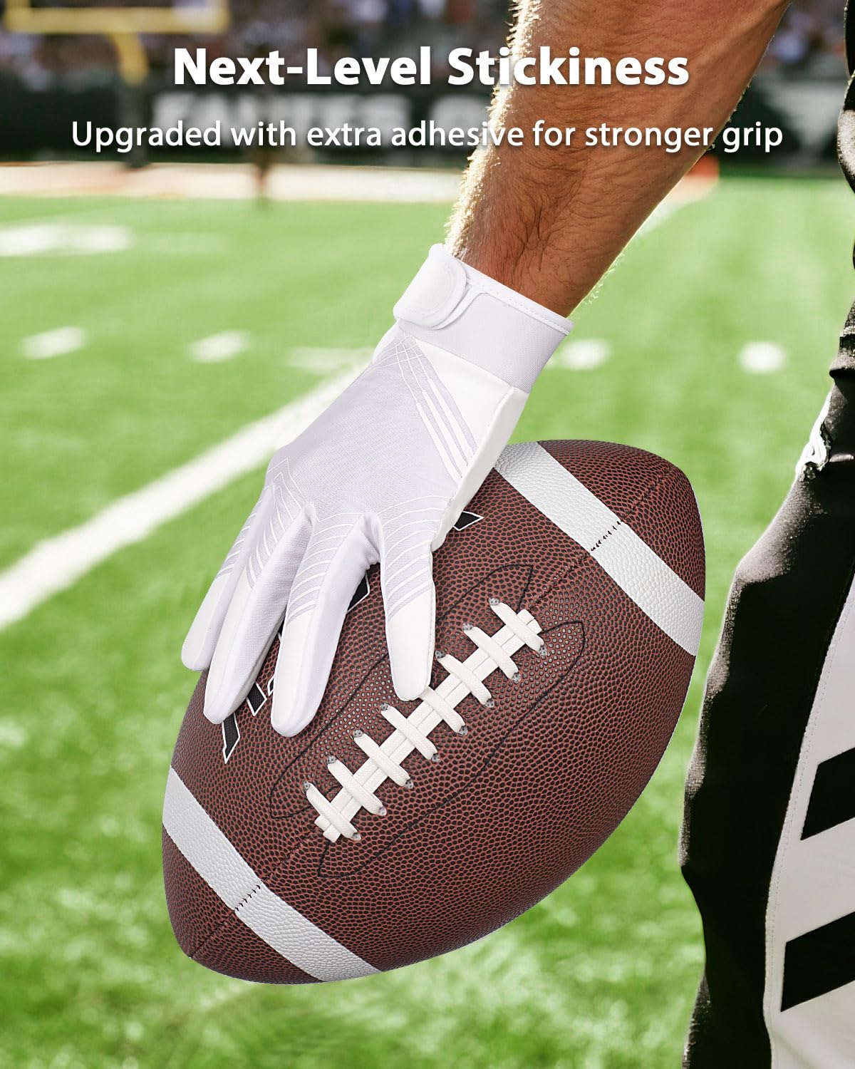 rigwarl palm close-up showing sticky silicone for secure catches