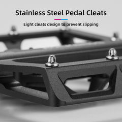 ROCKBROS clipless side with SPD plate demonstrating secure cleat engagement