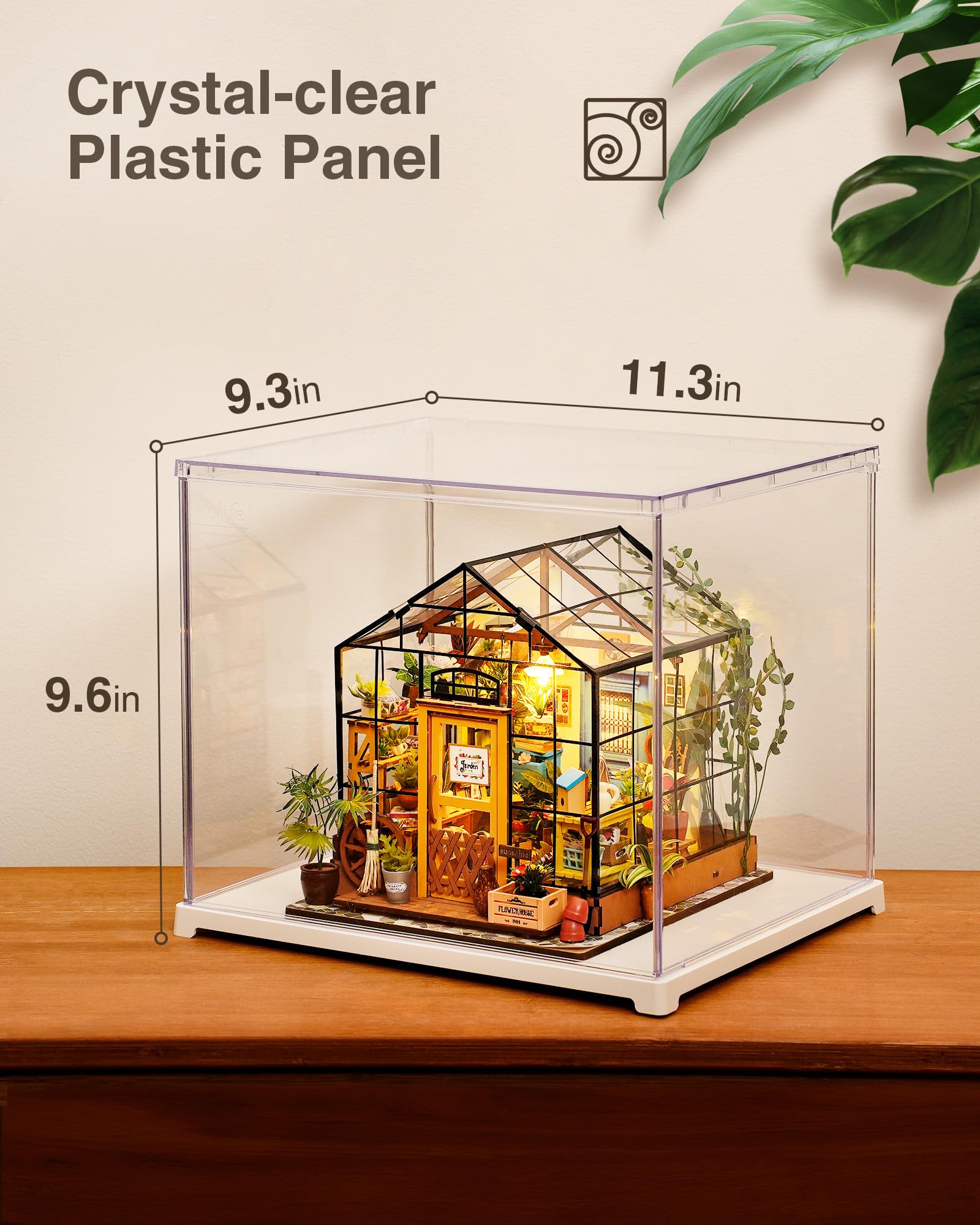 Rolife acrylic corner close-up showing crystal clarity and durable joints