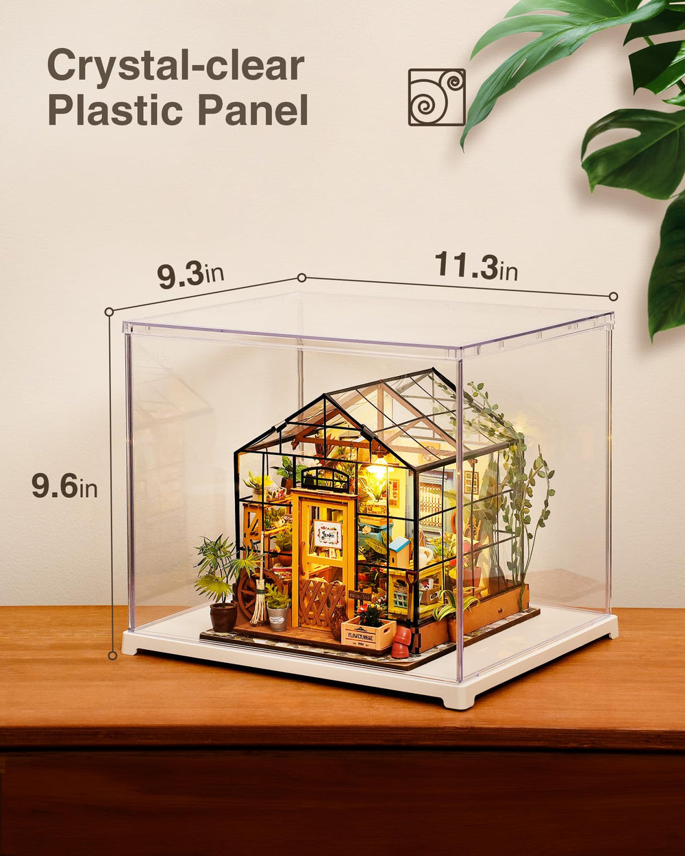 Rolife acrylic corner close-up showing crystal clarity and durable joints