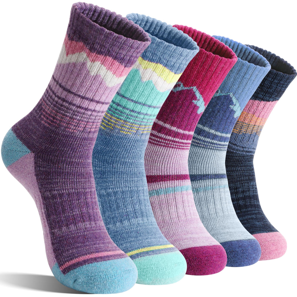 Sandsuced front packaging showing five colorful merino wool pairs and durable labeling, ideal gift