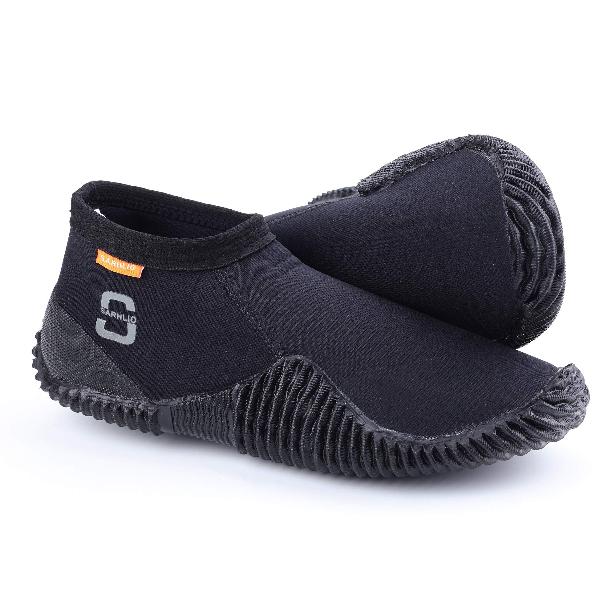 SARHLIO front view of boot showing full-foot shape and protection