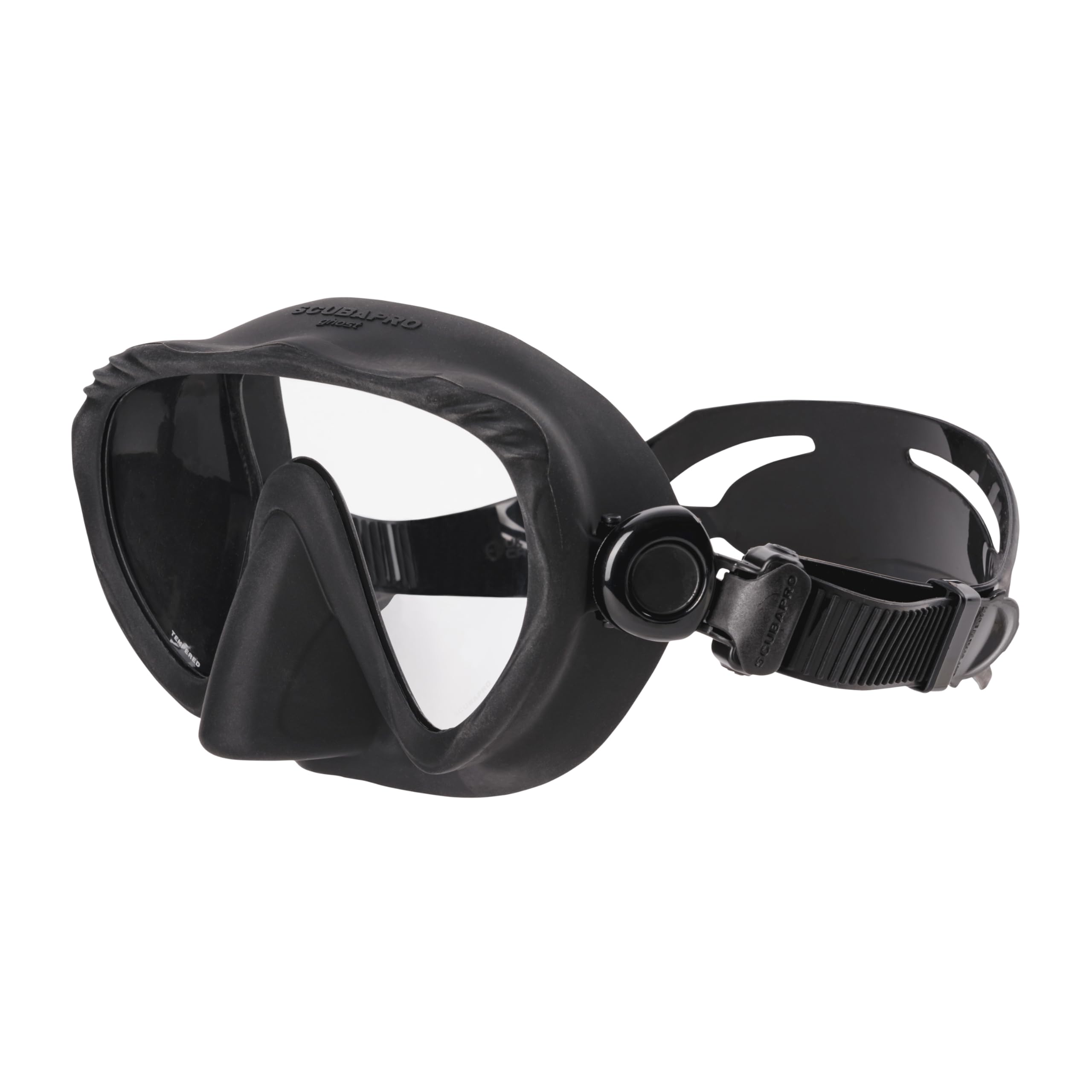 SCUBAPRO Ghost Ultra Clear lens detail delivering distortion-free underwater viewing