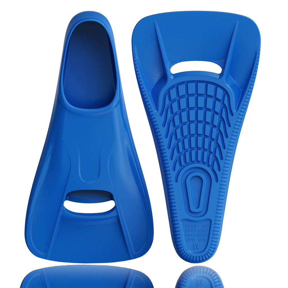 Seatheway front view of fins showing compact profile and travel benefit