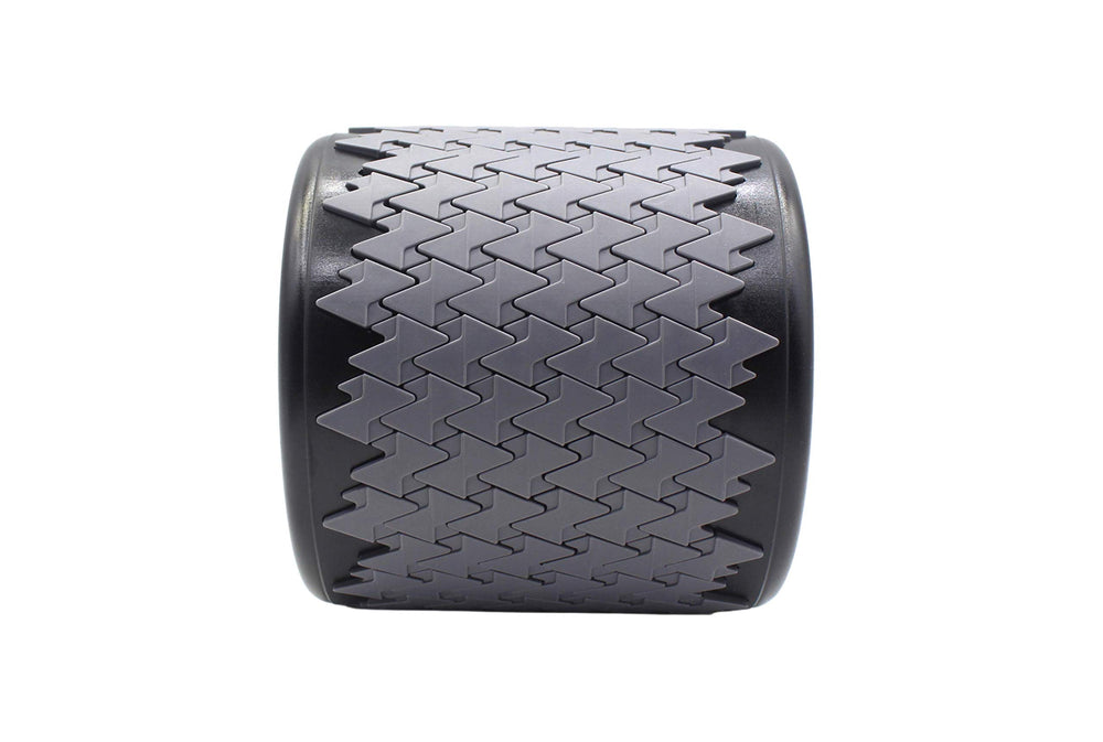 Shadowfit foam roller fully extended to 13.8 inches for full-length muscle coverage benefit