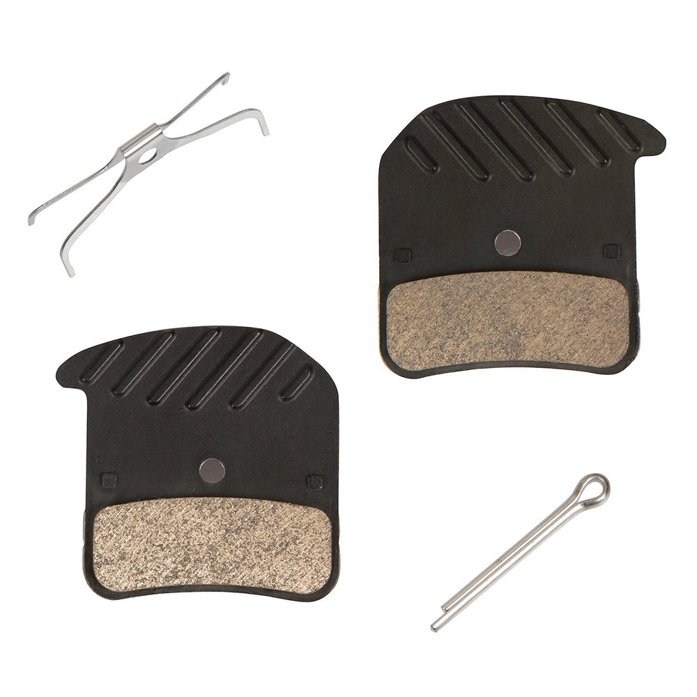 SHIMANO metal pad front view with cooling fins demonstrating improved heat control