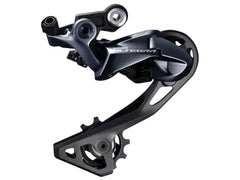 SHIMANO Ultegra RD-R8000-GS front profile showing compact body and snag protection benefit