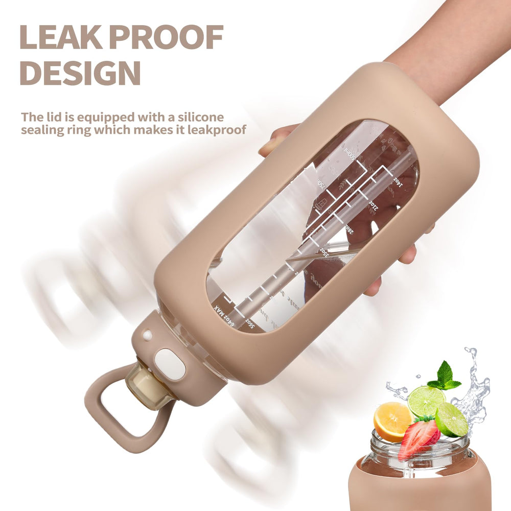 SIEROZUR lid and straw close-up showing lockable flip-top for leakproof convenience