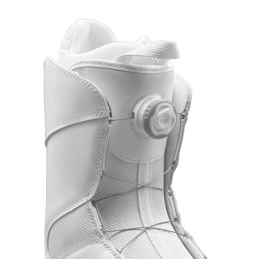 Siren Lux close-up of Thermofit liner and gel patch, customized comfort benefit