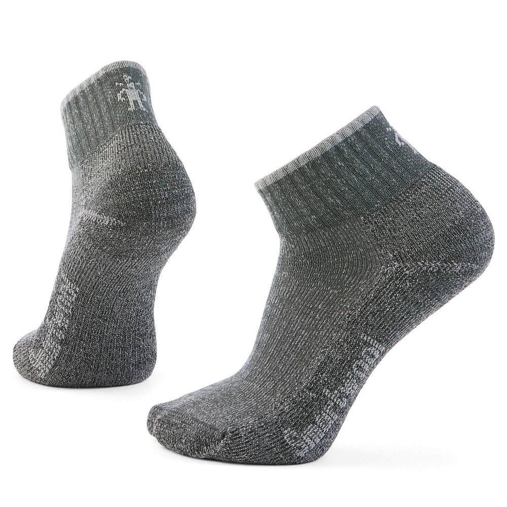 Smartwool front view of ankle sock showing low-cut profile and light cushion, ideal for hiking comfort