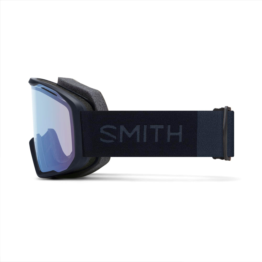 SMITH blazer frame close-up highlighting slim profile and improved airflow benefit