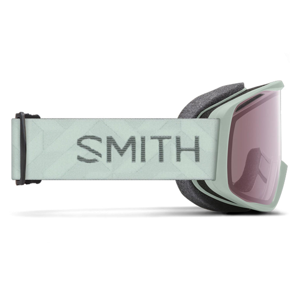 SMITH Rally worn on mountain slope showing clear visibility during active use